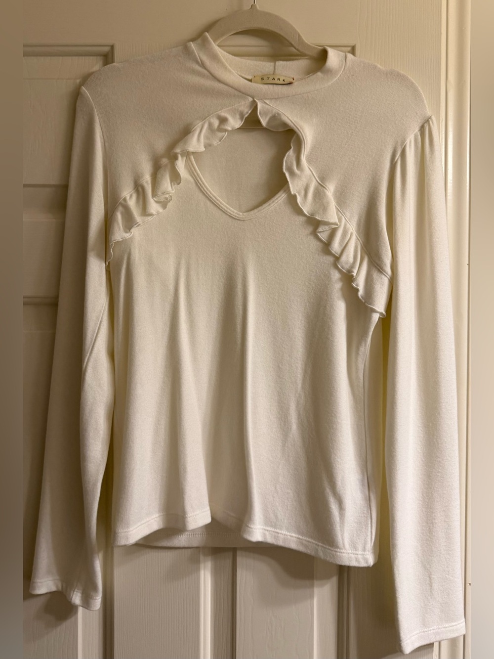 Stark off-White Ruffle Cutout Long-Sleeve Top